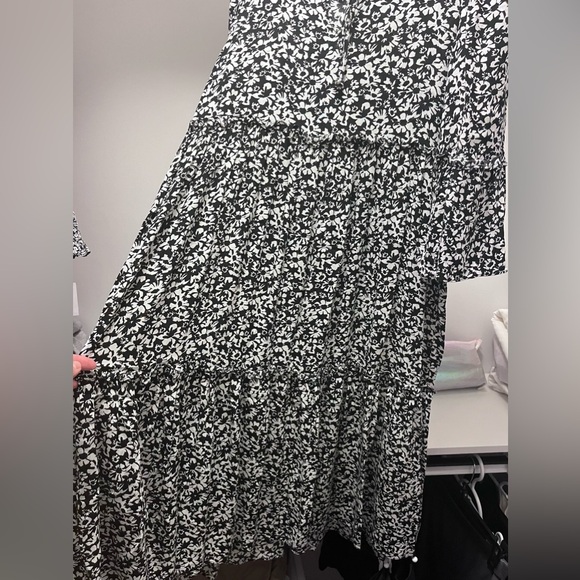 Zara wide summer beautiful dress - Picture 3 of 4